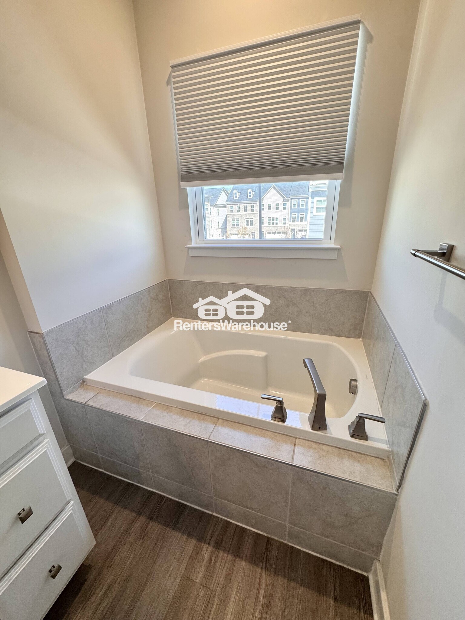 Building Photo - 6242 Islington St