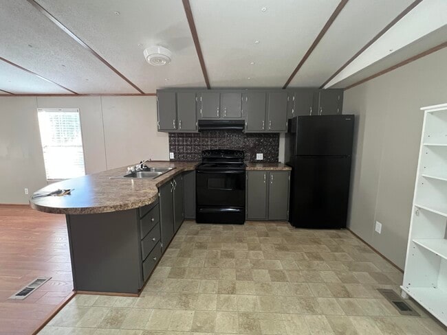 Building Photo - 295 Sawgrass Ct