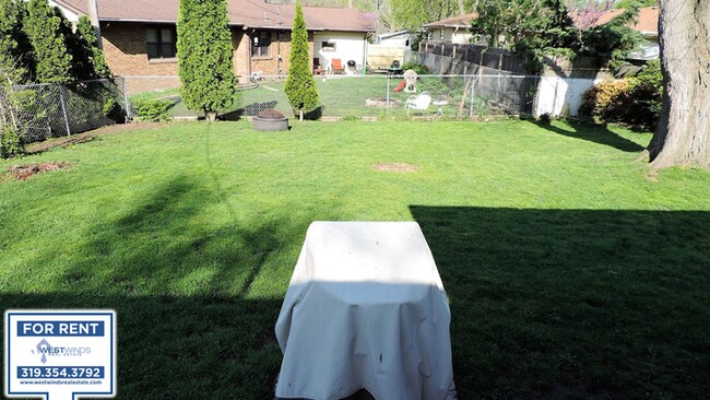 Building Photo - $2,200 | 3 Bedroom, 3 Bathroom House | Pet Friendly* | Available for August 1st, 2026 Move In!