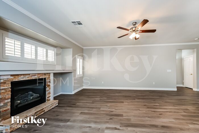 Building Photo - 10549 Bardilino St