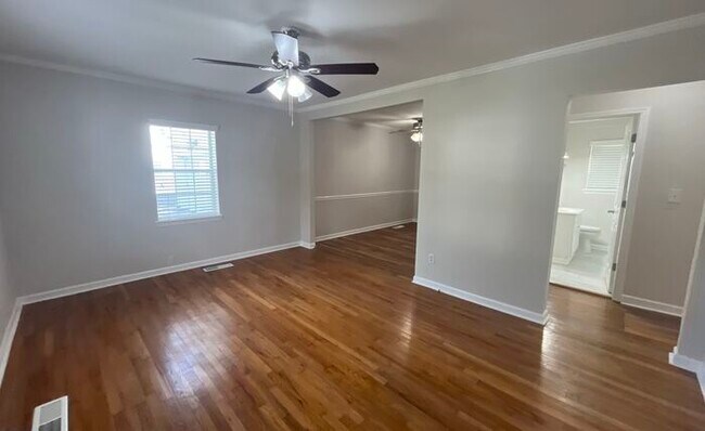 Building Photo - Beautiful 3 Bed & 2 Bath Home in Chattanoo...