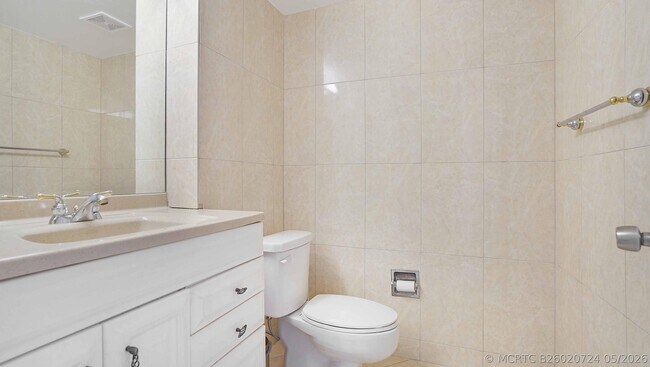 Building Photo - 3550 Galt Ocean Dr