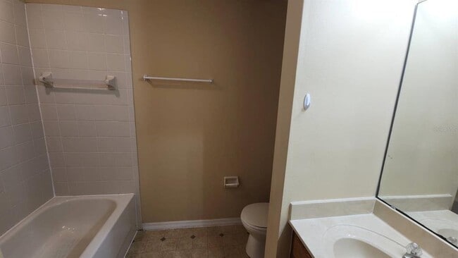 Building Photo - 9946 Tivoli Villa Dr