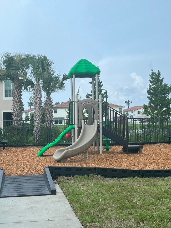 Building Photo - 6745 Broadwater Ln