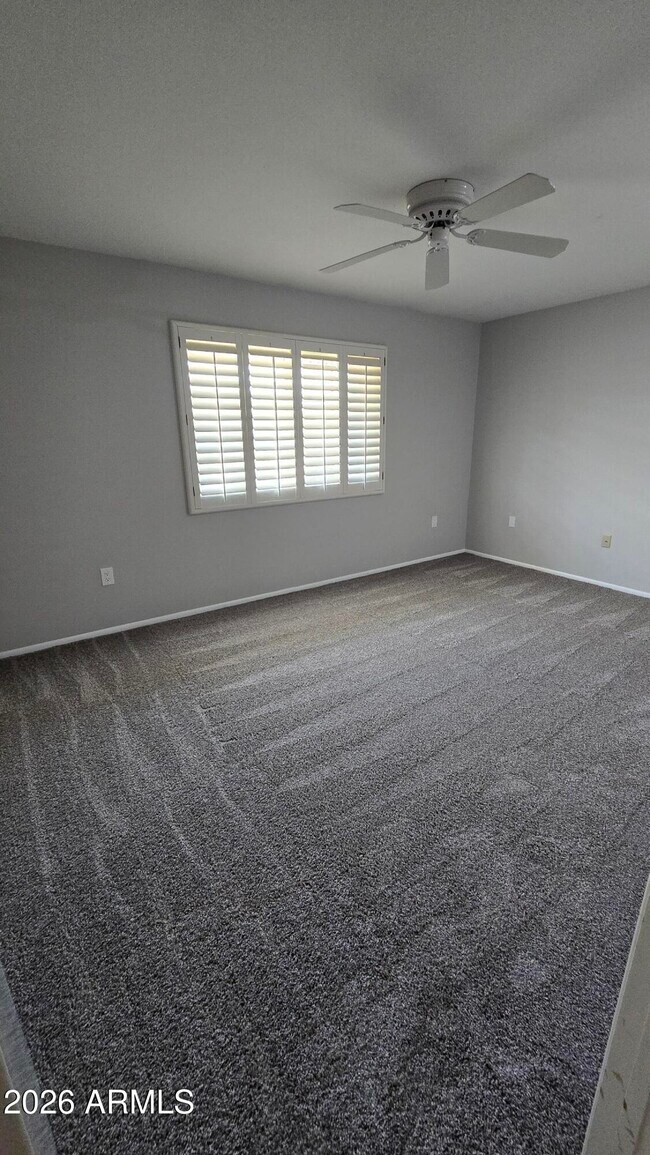 Building Photo - 10715 W Tropicana Cir