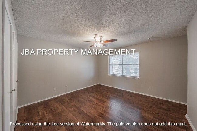 Building Photo - 1755 Farleigh Ct