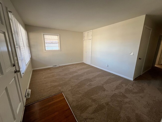 Building Photo - Beautiful 3 bedroom,1 Bath in Brockett Farm in High Point