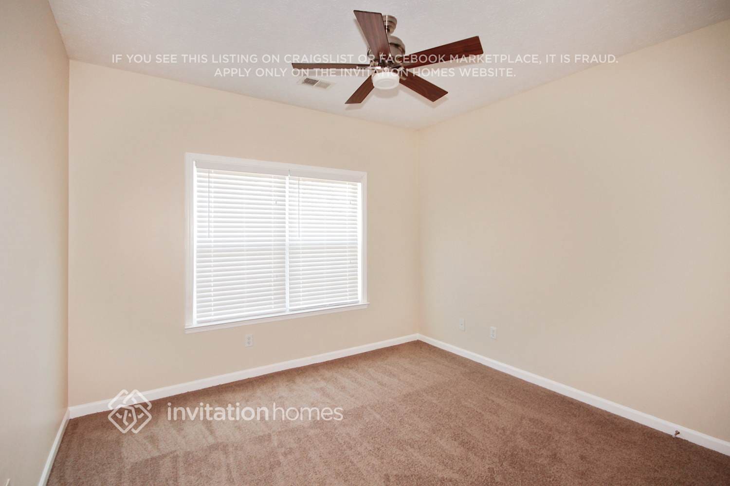 Building Photo - 1128 Aqua Shore Dr