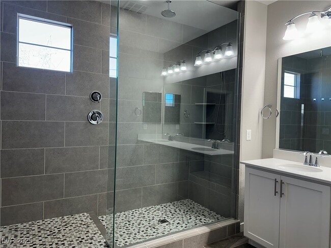 Building Photo - 111 Verde Rosa Dr