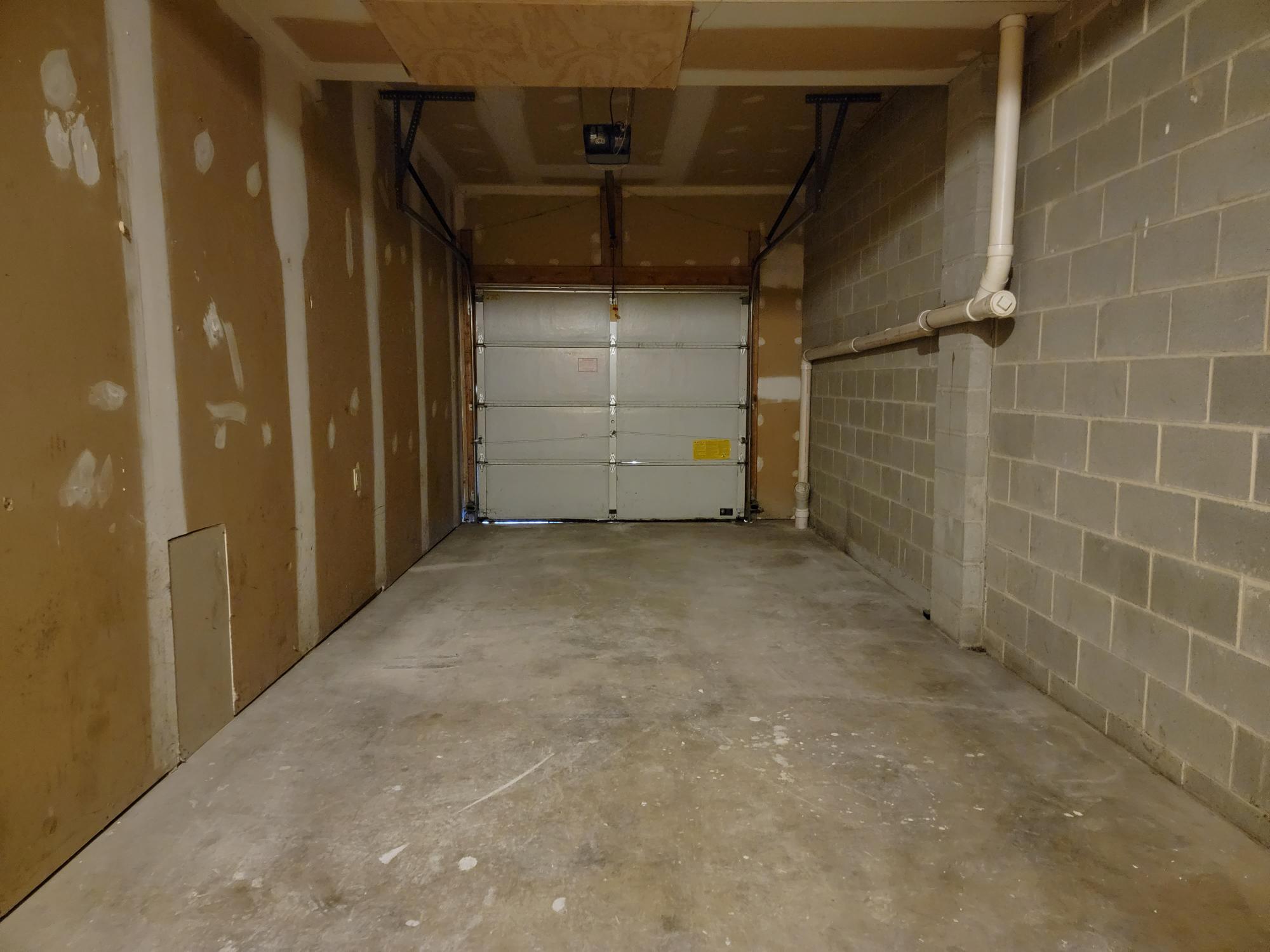 Building Photo - 94 Westpointe Ln