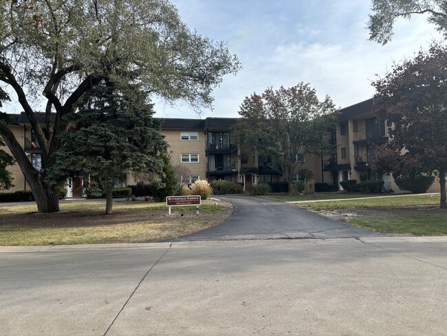 Primary Photo - 1003 Euclid Ave