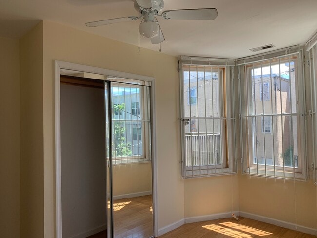 Building Photo - 1849 Willington St