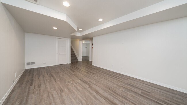 Building Photo - Charming ranch home in prime Patty Jewett ...