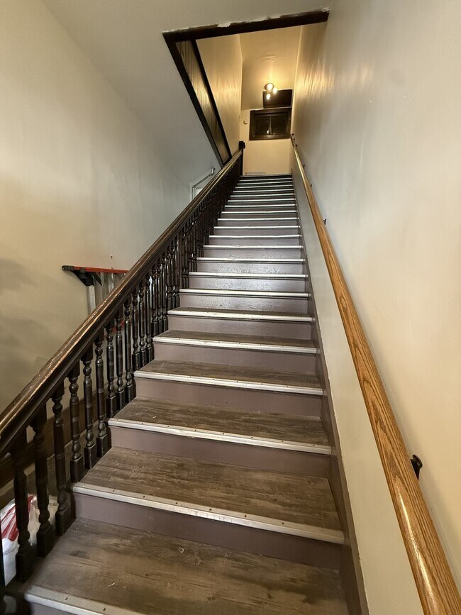 Building Photo - 111 E Jefferson St