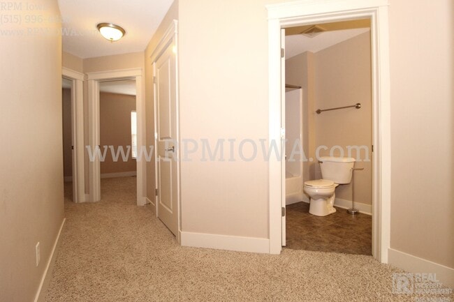 Building Photo - JOHNSTON SCHOOLS!! 3 Bed 2.5 Bath Townhome in Grimes