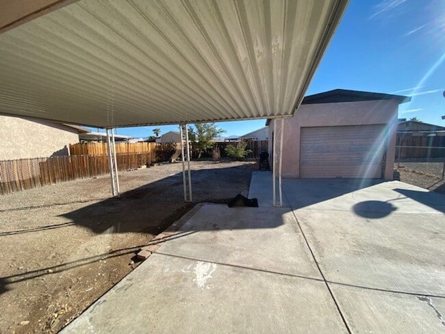 Building Photo - 2BR 2BA HOME-Fenced Yard & Workshop Garage, RV-Boat