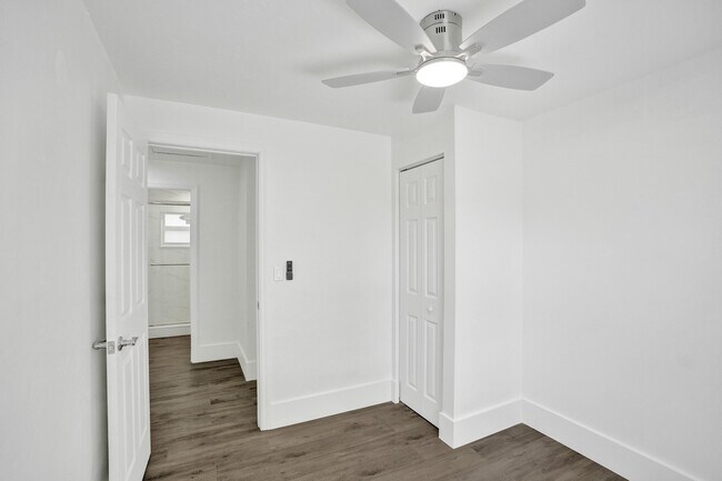 Building Photo - 1510 S 23rd Ave