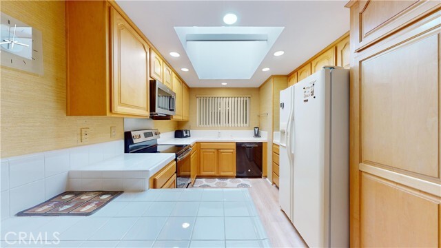 Building Photo - 5350 Algarrobo
