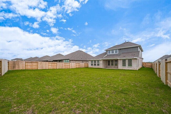 Building Photo - 2120 Toyhill Fls Ln