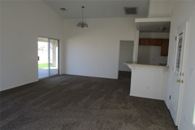 Building Photo - 1523 Ilona Dr