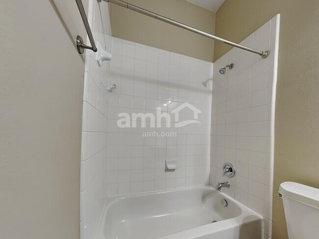 Building Photo - 406 Fireberry Dr