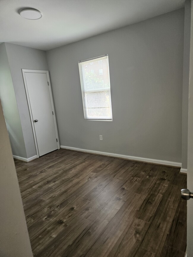 Bedroom - 3039 30th St SE