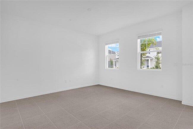 Building Photo - 9836 Walkway Dr