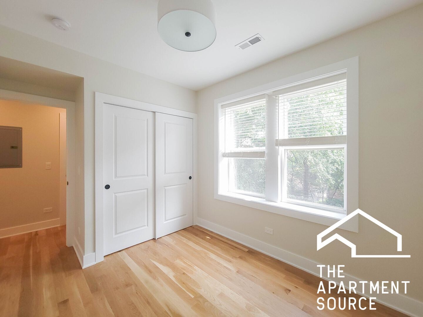 Building Photo - 2237 N Bissell St