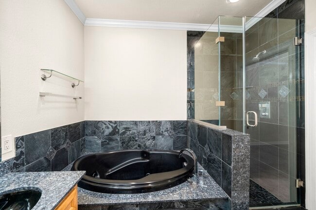 Building Photo - 5329 Egbert St