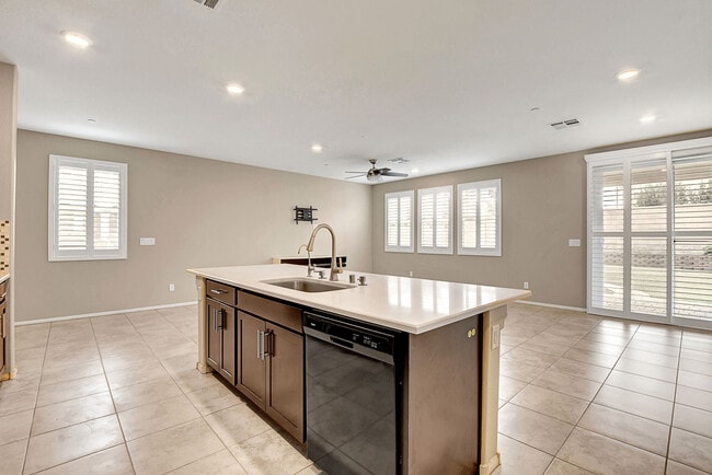 Building Photo - 3017 Termini Ave