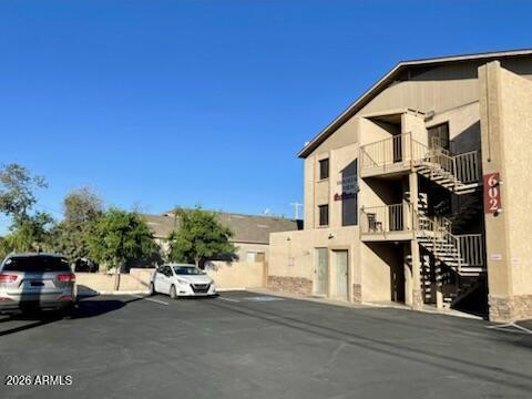 Building Photo - 602 E Townley Ave