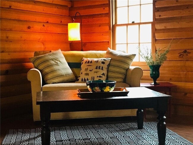 Building Photo - 1709 Bernina Dr