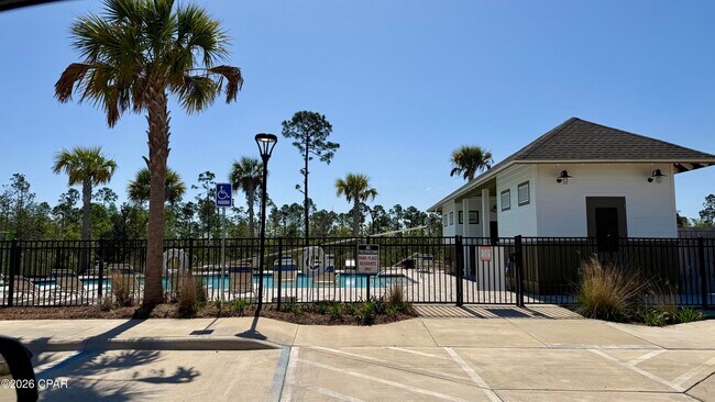 Building Photo - 250 Boggy Crk Wy