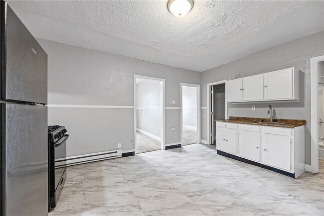 Building Photo - 288 Driving Park Ave