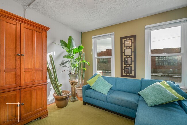 Building Photo - Available 11/3/2025