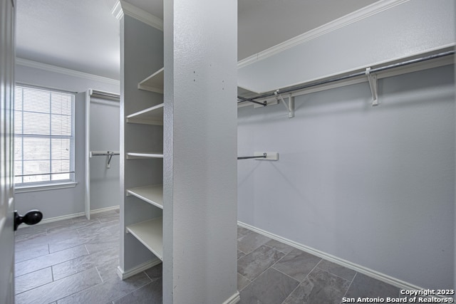 Building Photo - 1411 Kingsbridge