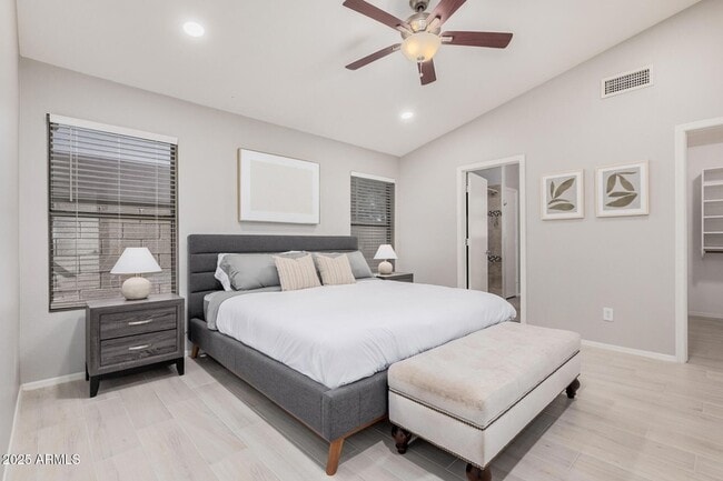 Building Photo - 4632 E Mossman Rd