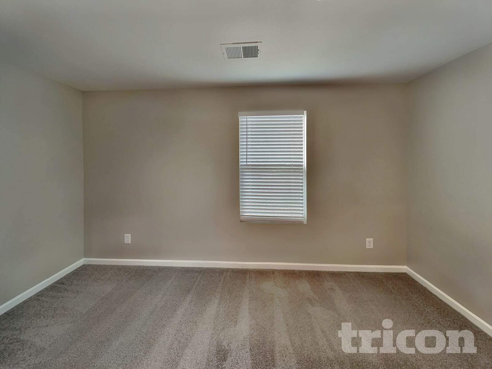 Building Photo - 234 W Turner St