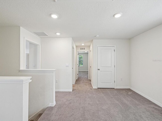 Building Photo - 11792 White Willow Ln