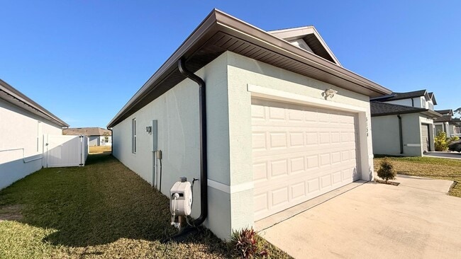 Building Photo - 5154 Armina Pl