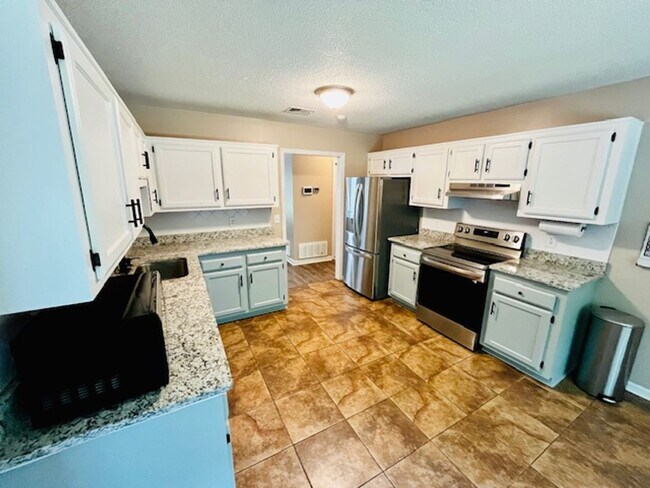 Building Photo - Available Now!