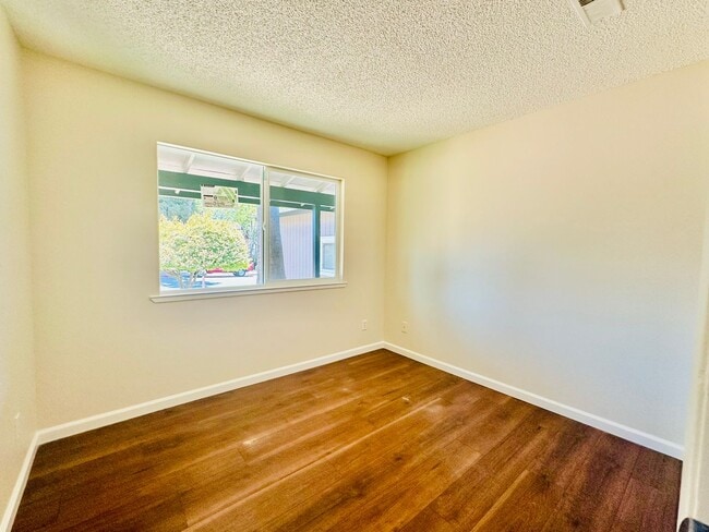 Building Photo - 505 Funston Dr