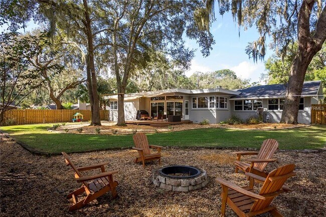 Building Photo - 1575 Irma Rd