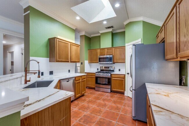 Building Photo - 4815 Sika Way