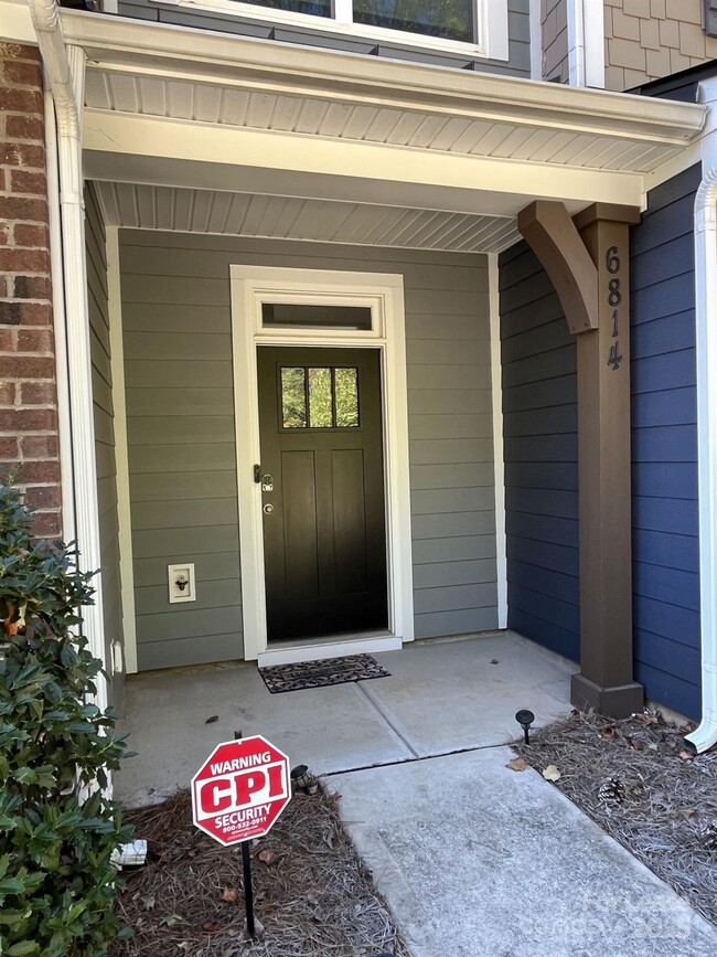 Building Photo - 6814 Harris Bay Rd