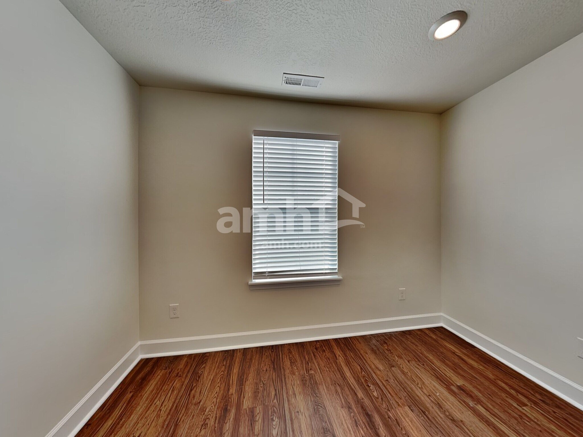 Building Photo - 4449 N Morgan Way