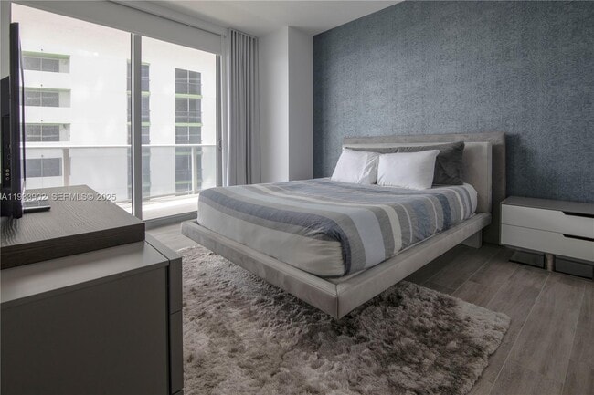 Building Photo - 488 NE 18th St