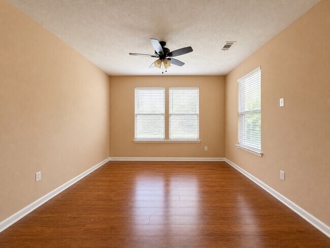 Building Photo - 26210 Riley Glen Dr