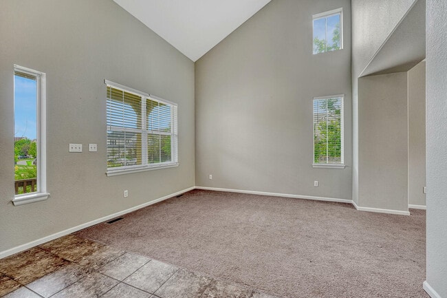Building Photo - 5643 S Biloxi Way