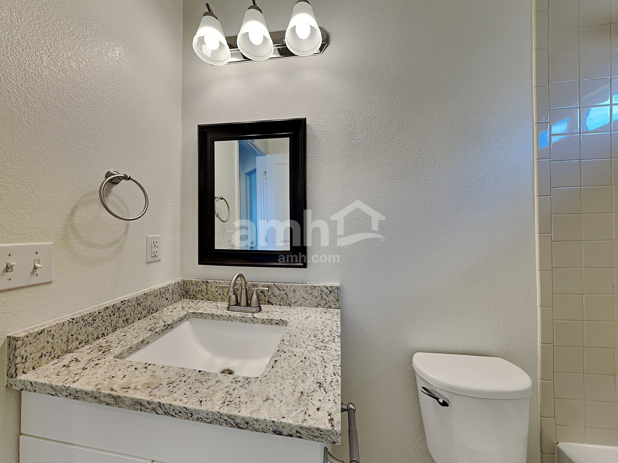 Building Photo - 7785 Blue Vail Way